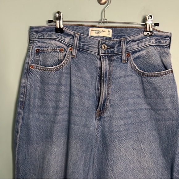 Abercrombie The Wide Leg High Rise LONG Washed Unworn - Picture 3 of 8
